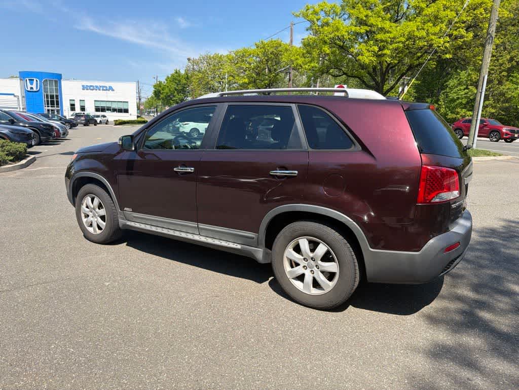 Thumbnail: 2013 Kia Sorento - 8
