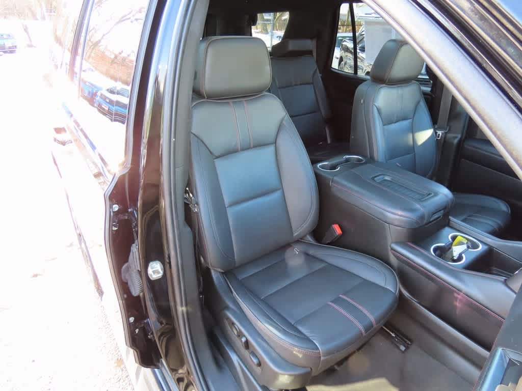 Thumbnail: 2022 Chevrolet Tahoe - 18