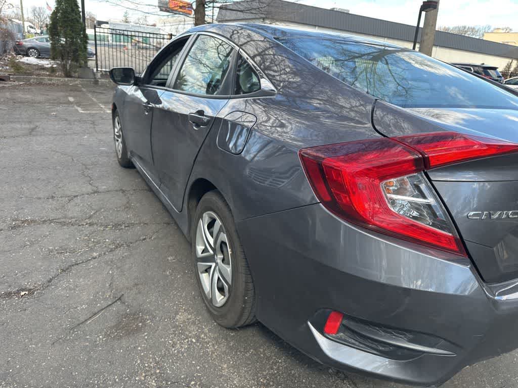 Thumbnail: 2017 Honda Civic - 18