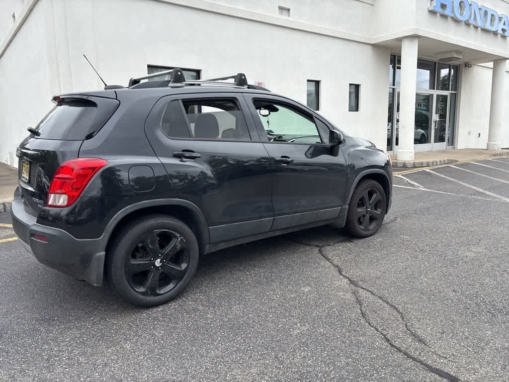 Thumbnail: 2016 Chevrolet Trax - 9