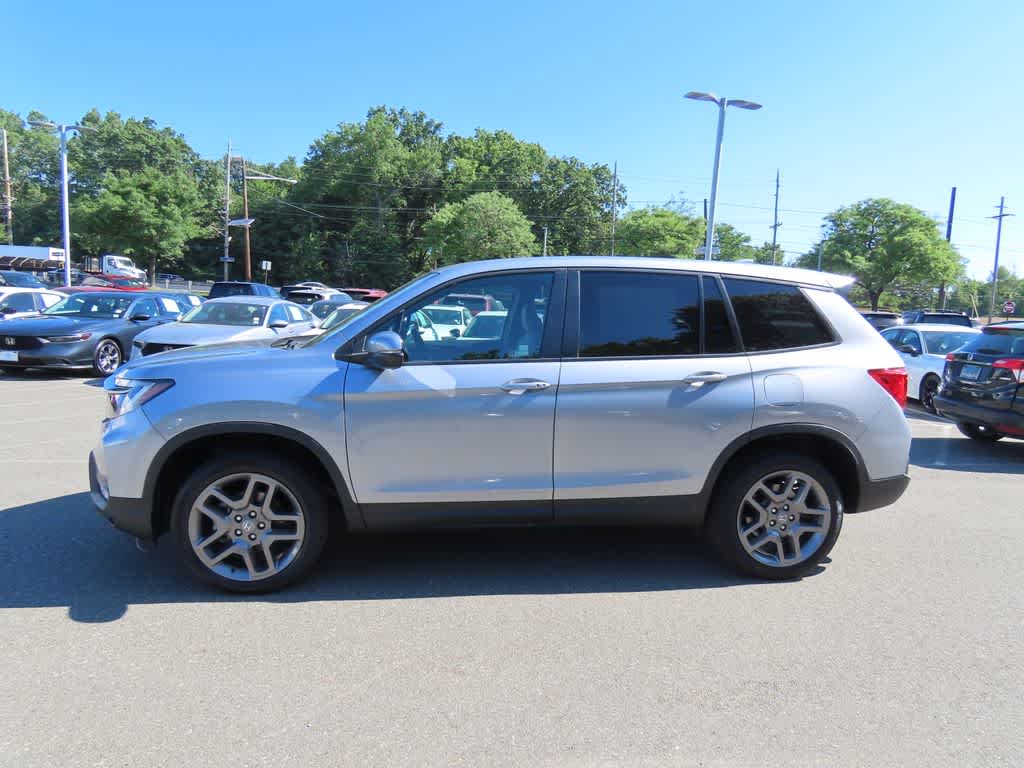 Thumbnail: 2023 Honda Passport - 3