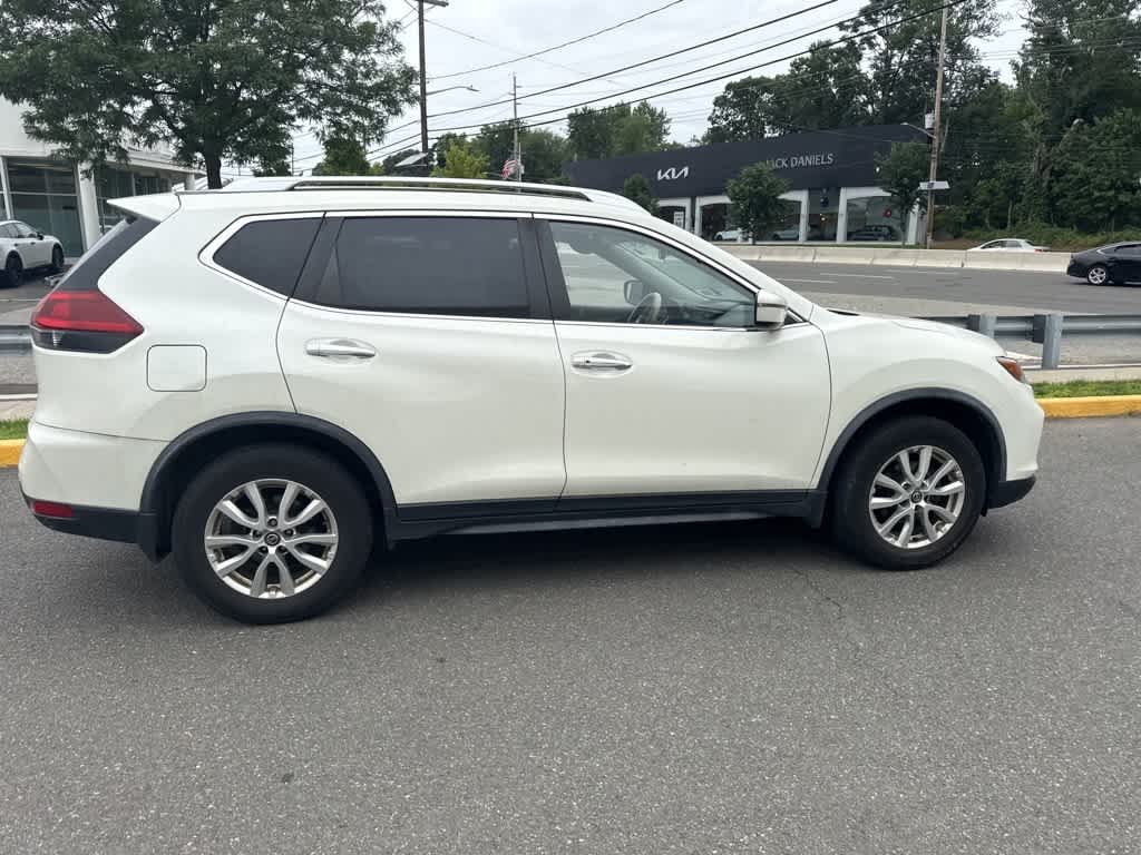 Thumbnail: 2020 Nissan Rogue - 15