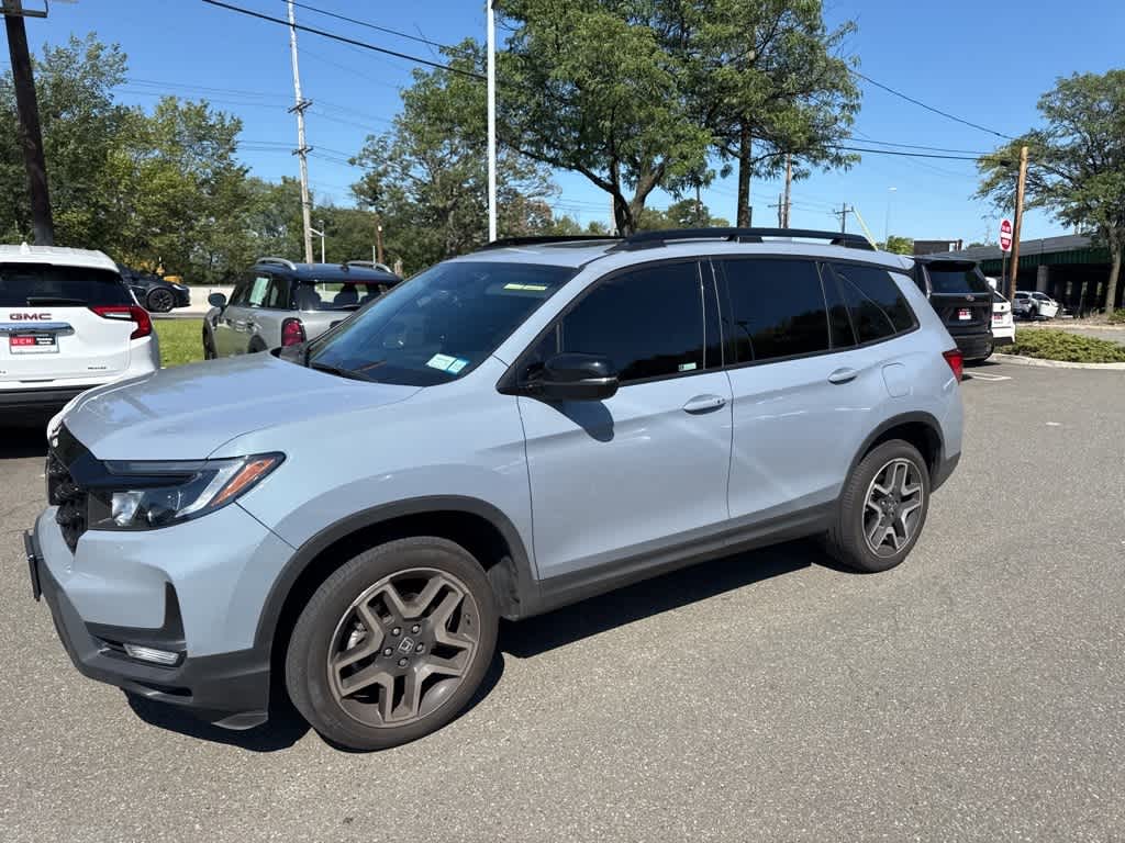 Thumbnail: 2022 Honda Passport - 2