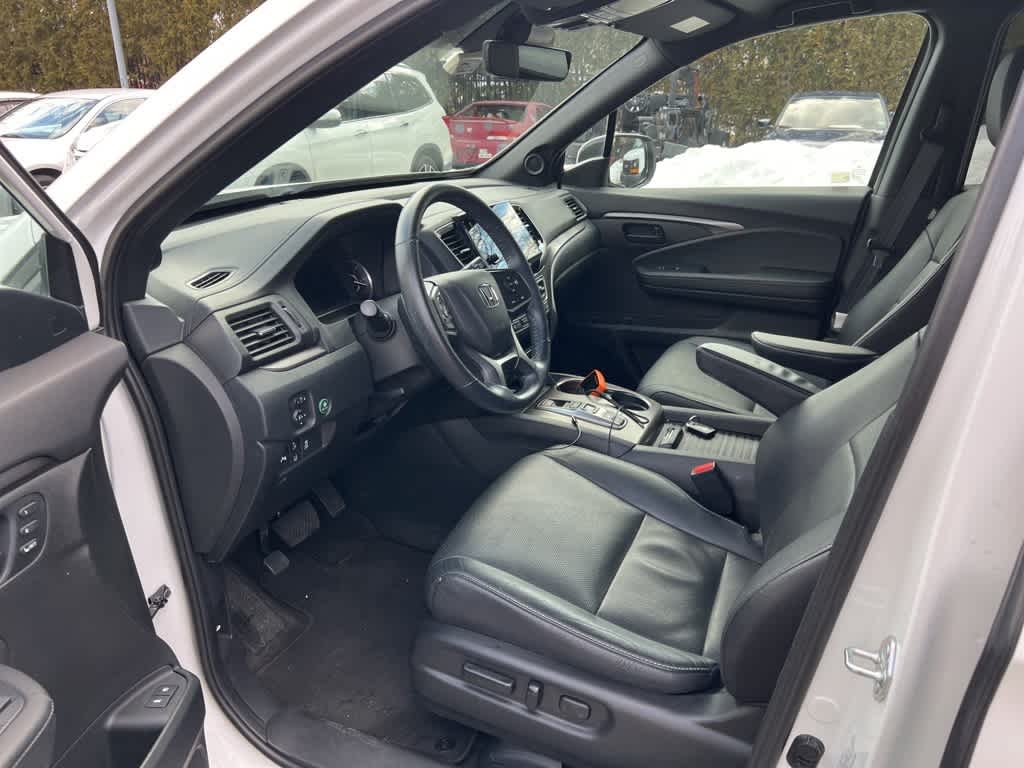 Thumbnail: 2023 Honda Passport - 24