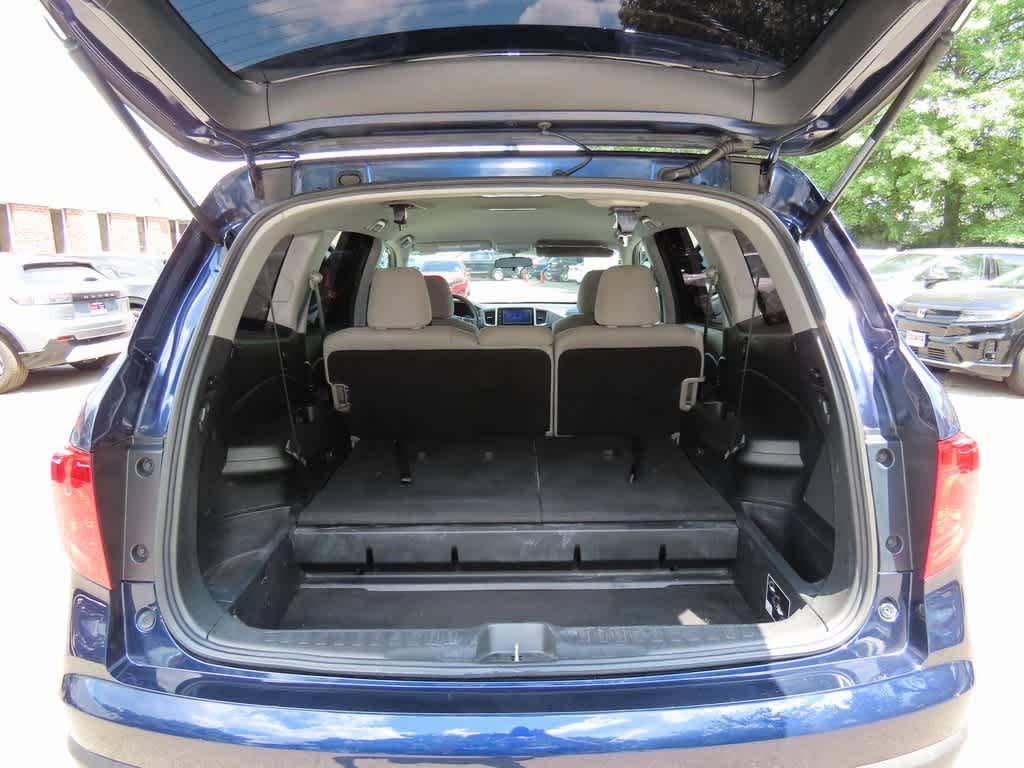 Thumbnail: 2016 Honda Pilot - 11