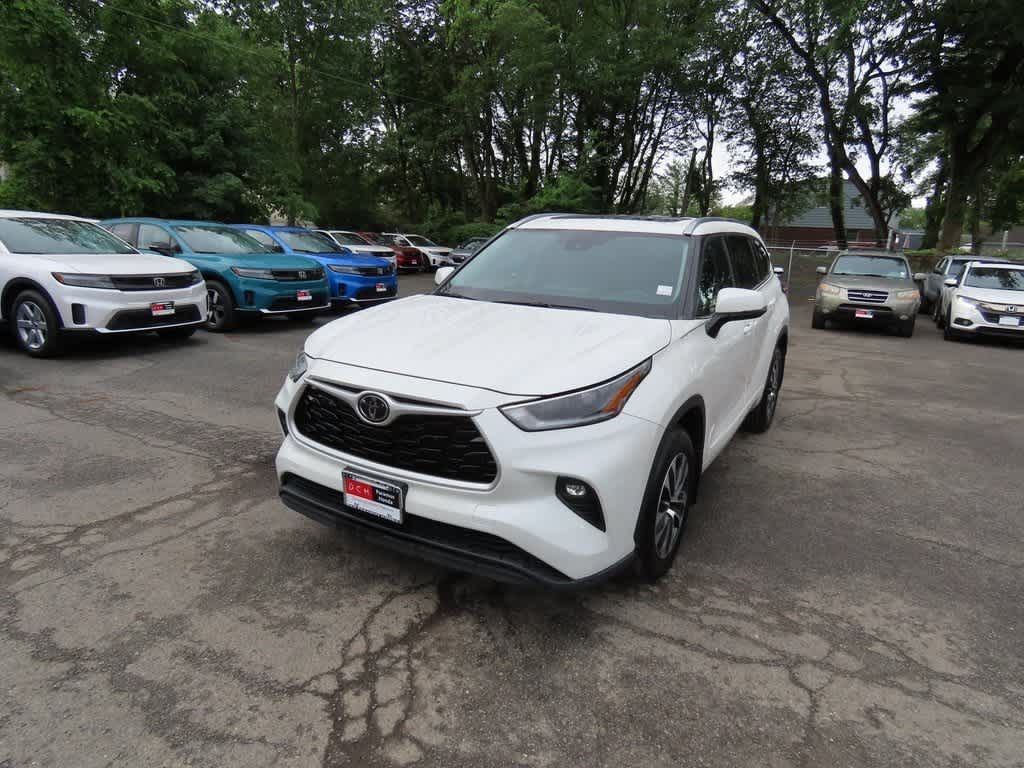 2021 Toyota Highlander XLE -
                  Paramus, NJ