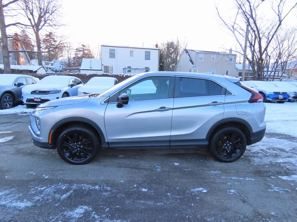 Thumbnail: 2023 Mitsubishi Eclipse Cross - 3