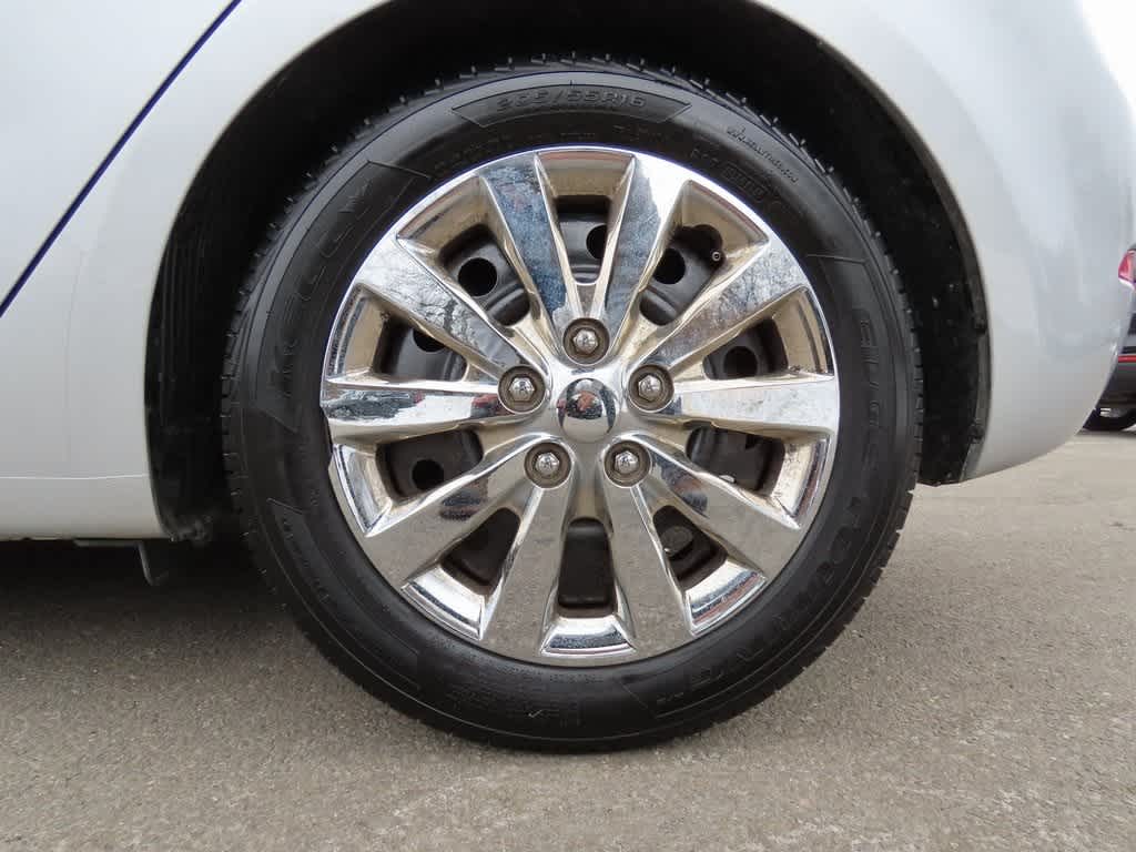 Thumbnail: 2016 Kia Forte - 8