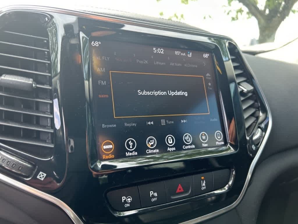 Thumbnail: 2019 Jeep Cherokee - 4