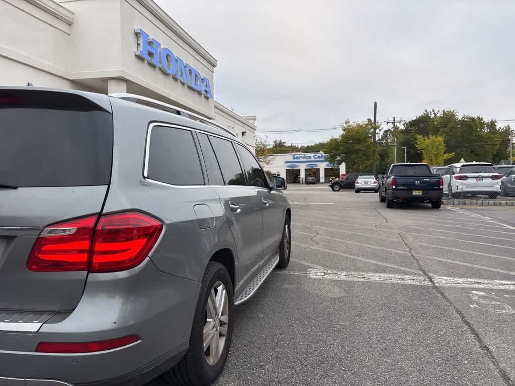 Thumbnail: 2014 Mercedes-Benz GL-Class - 10