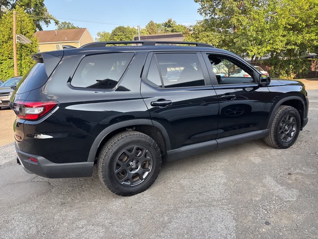 Thumbnail: 2025 Honda Pilot - 15