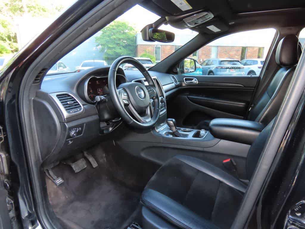 Thumbnail: 2017 Jeep Grand Cherokee - 2