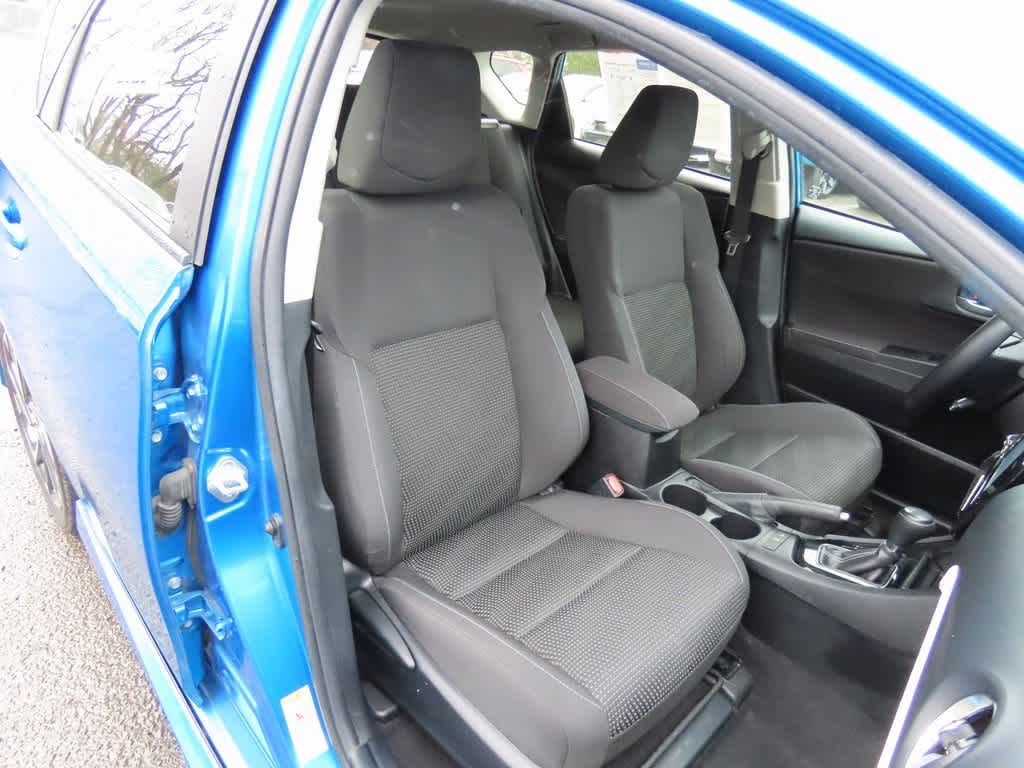 Thumbnail: 2017 Toyota Corolla iM - 16