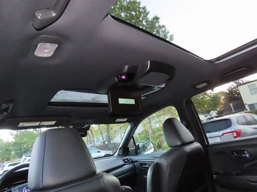 Thumbnail: 2022 Honda Pilot - 17