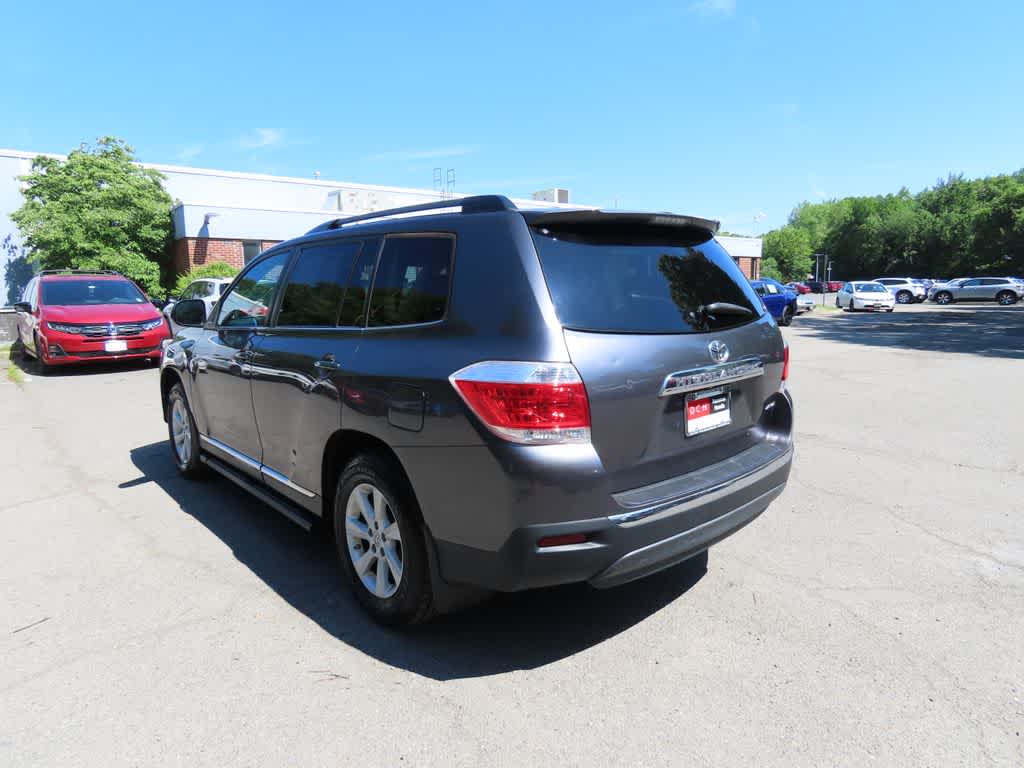 Thumbnail: 2013 Toyota Highlander - 4