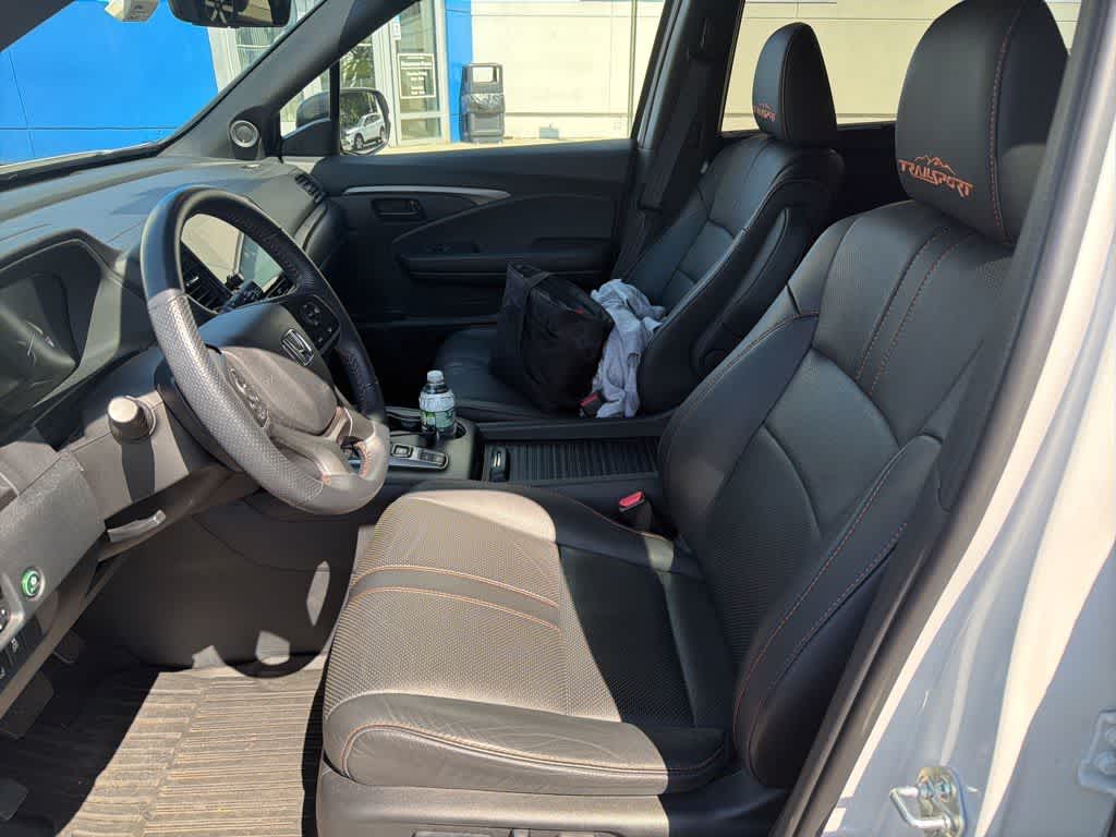 Thumbnail: 2023 Honda Passport - 19