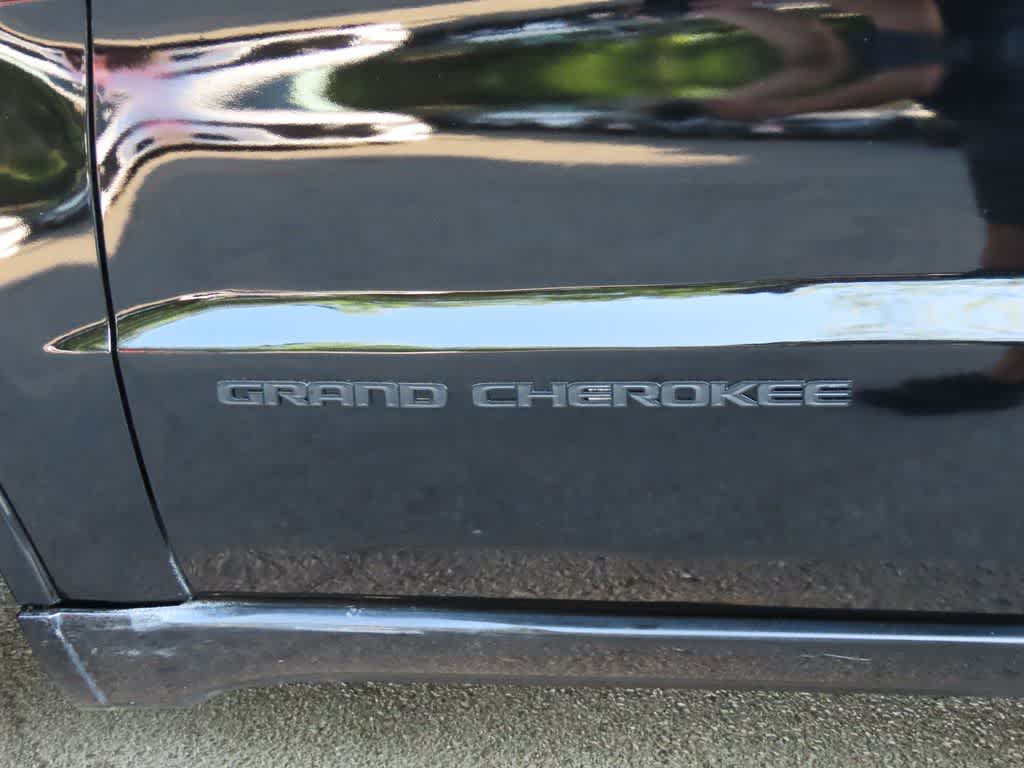 Thumbnail: 2017 Jeep Grand Cherokee - 7