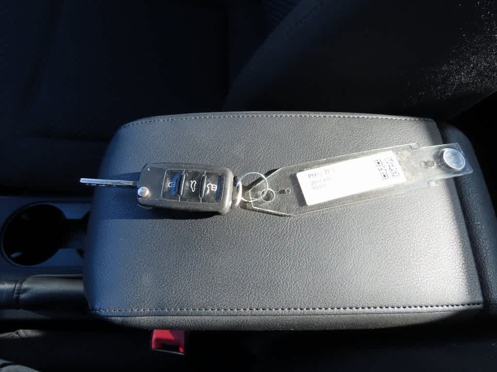 Thumbnail: 2014 Volkswagen Jetta - 23