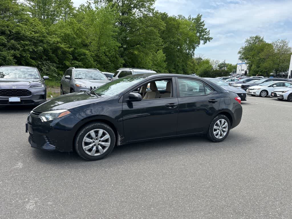 2016 Toyota Corolla's photo