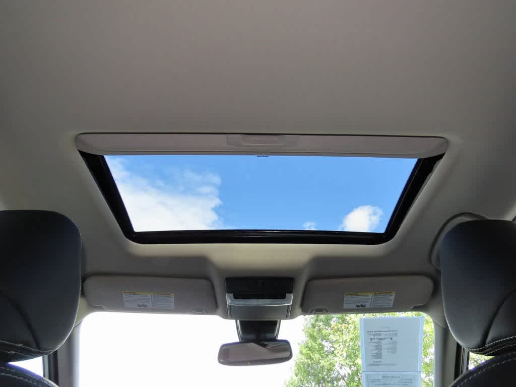 Thumbnail: 2020 Nissan Altima - 25