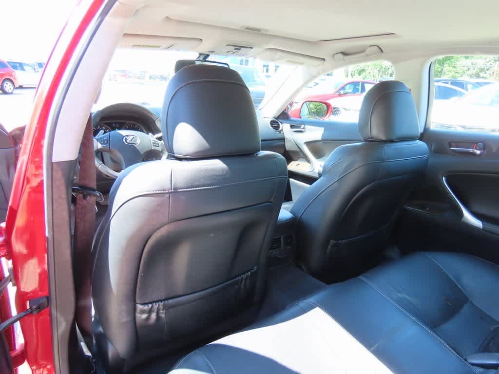 Thumbnail: 2010 Lexus IS - 12