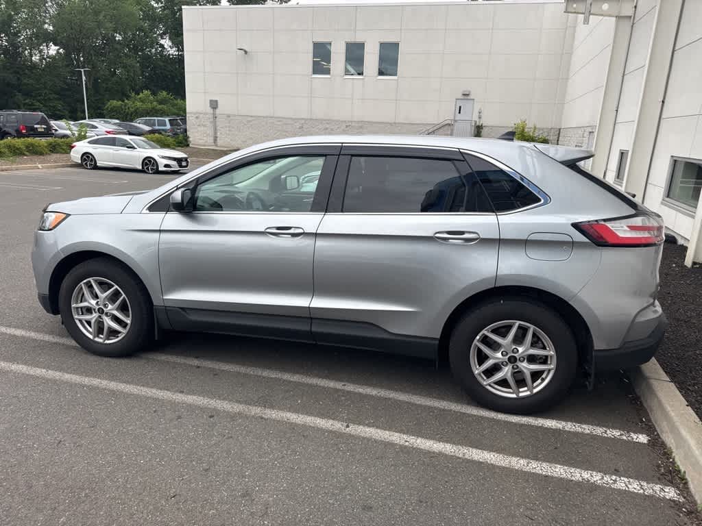Thumbnail: 2023 Ford Edge - 9