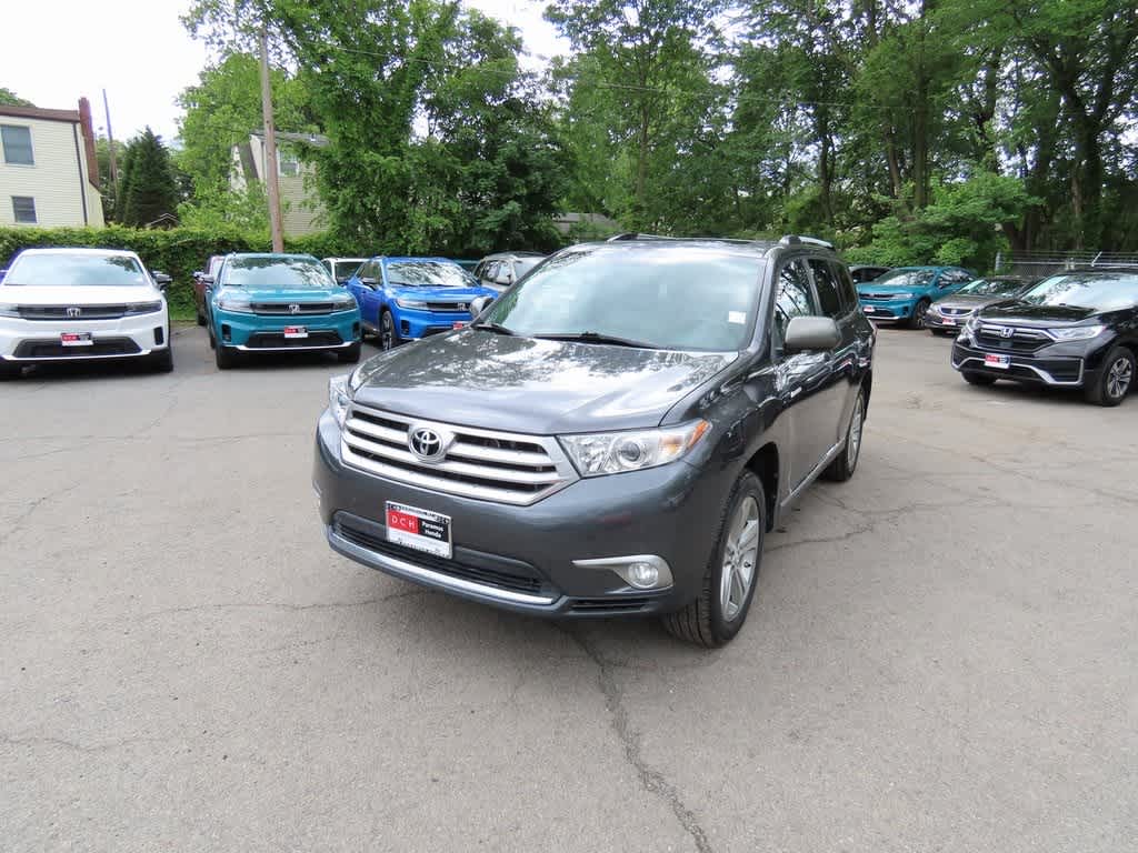 2011 Toyota Highlander Limited -
                  Paramus, NJ