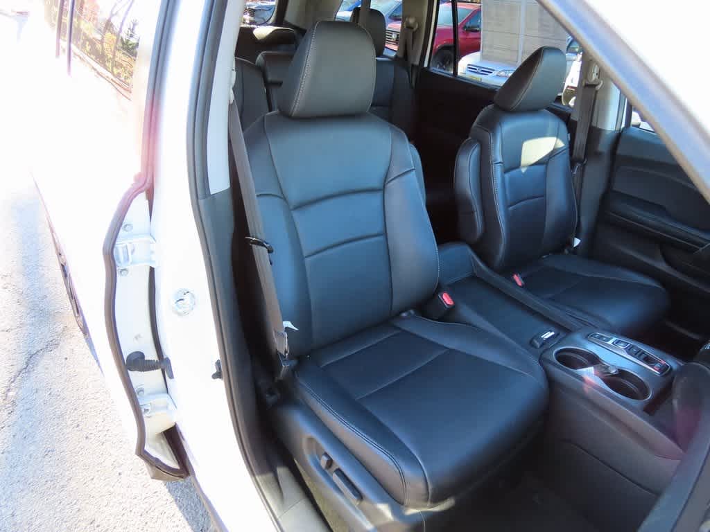 Thumbnail: 2022 Honda Pilot - 17