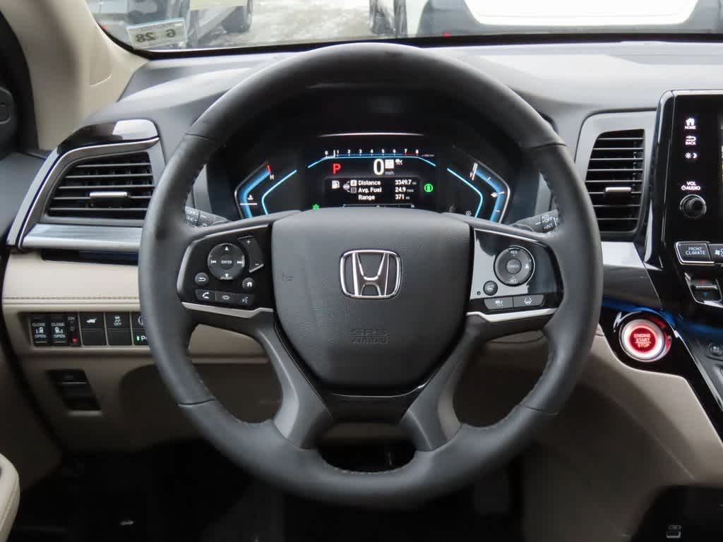 Thumbnail: 2023 Honda Odyssey - 21