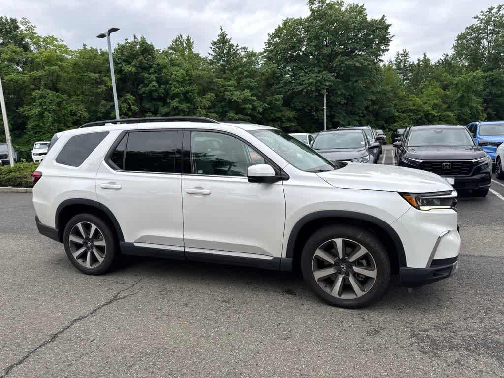 Thumbnail: 2023 Honda Pilot - 8