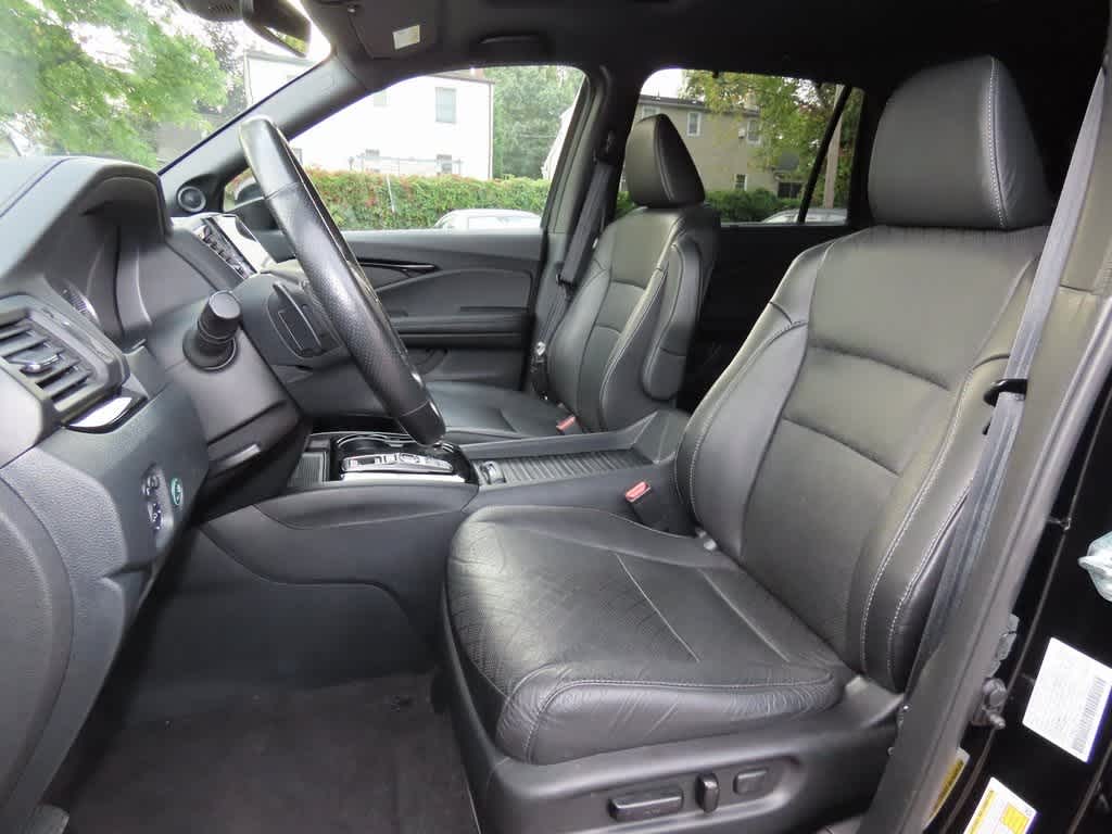 Thumbnail: 2023 Honda Passport - 11