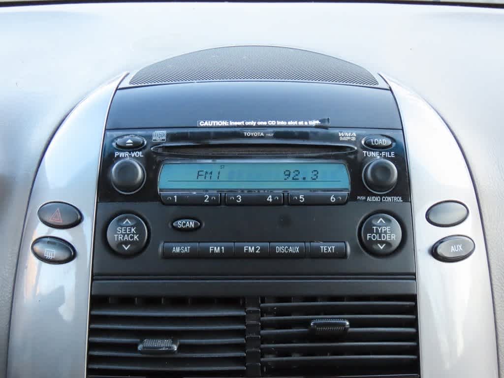 Thumbnail: 2010 Toyota Sienna - 19