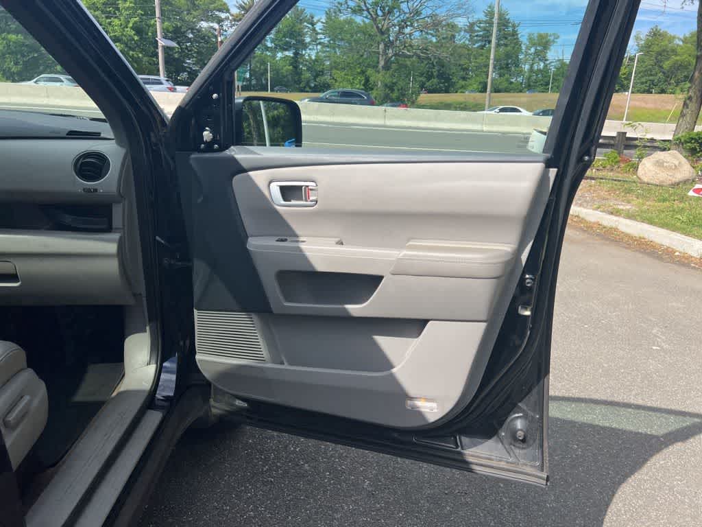 Thumbnail: 2015 Honda Pilot - 30