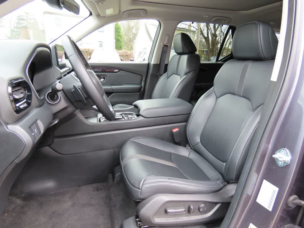 Thumbnail: 2023 Honda Pilot - 14