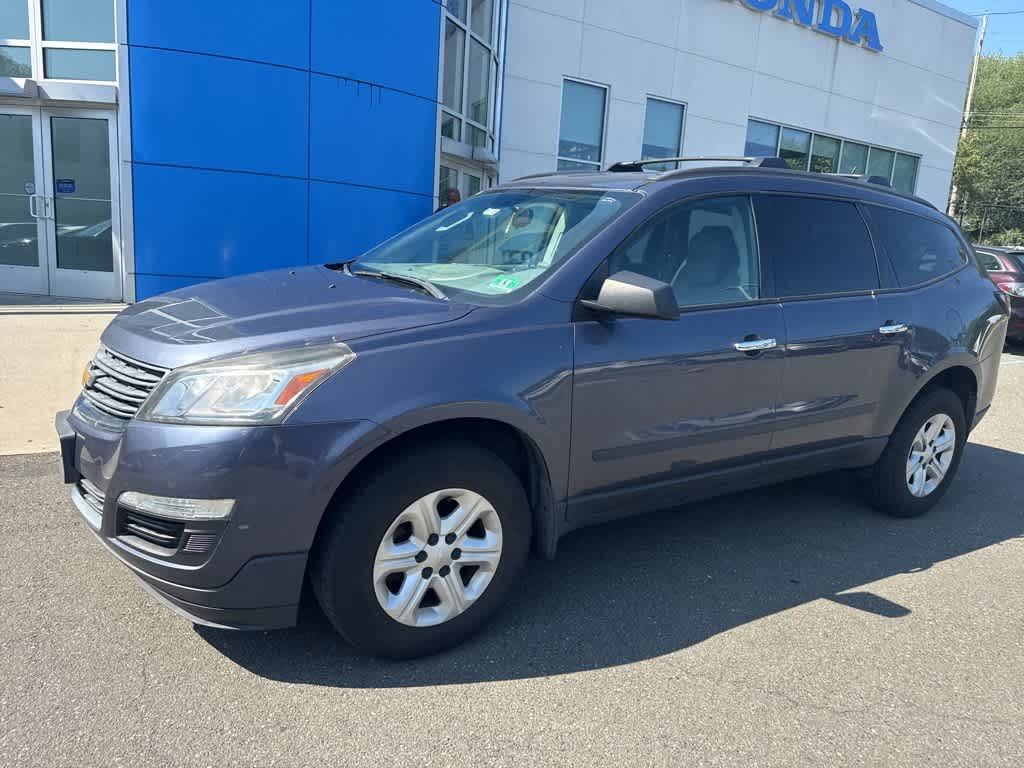 Thumbnail: 2014 Chevrolet Traverse - 3
