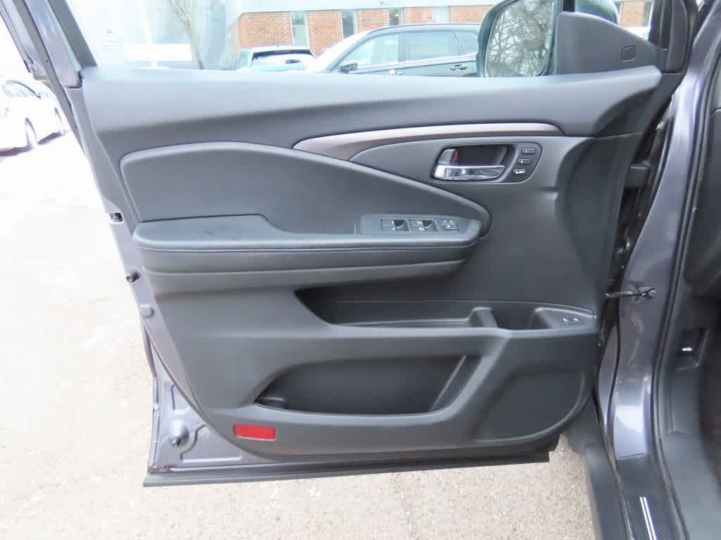 Thumbnail: 2022 Honda Pilot - 15