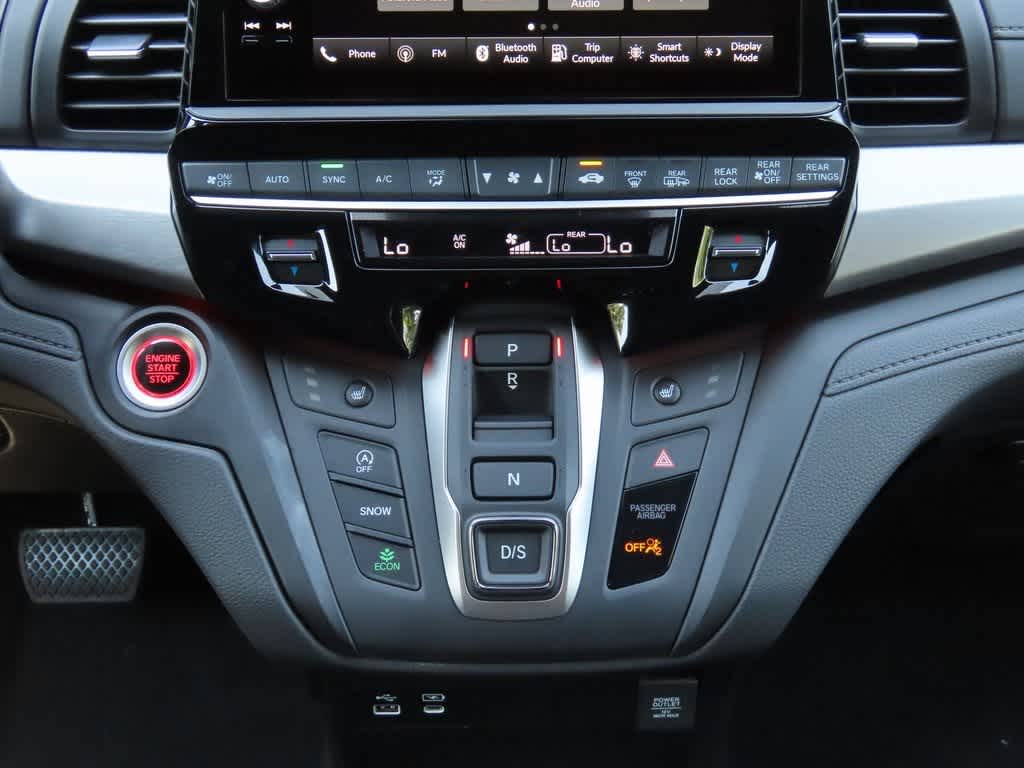 2025 Honda Odyssey Sport 22