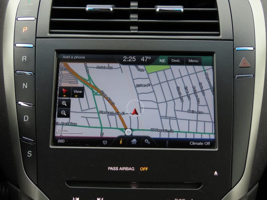 Thumbnail: 2014 Lincoln MKZ - 18