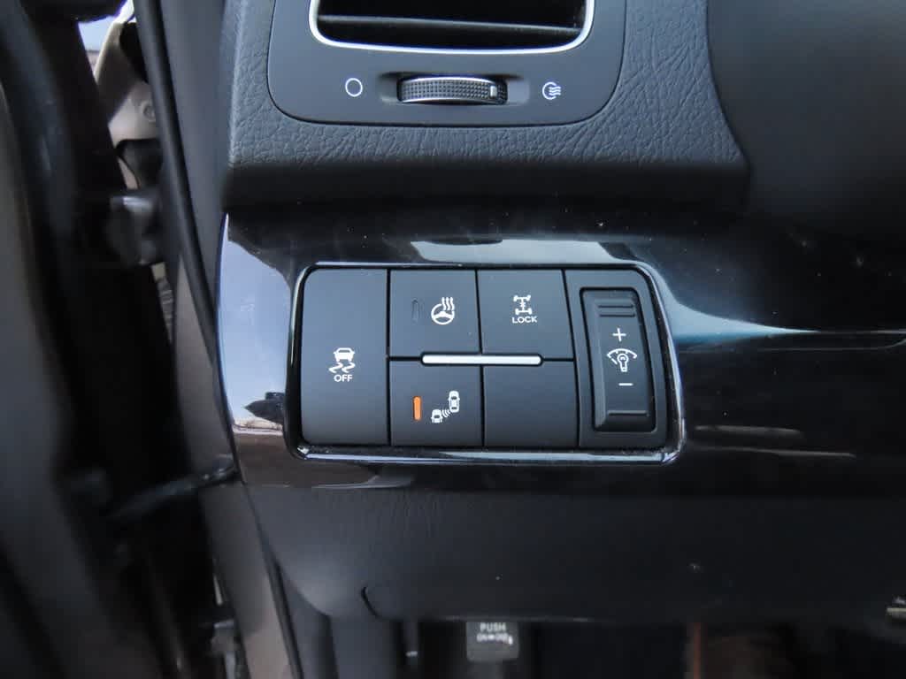 Thumbnail: 2014 Kia Sorento - 29