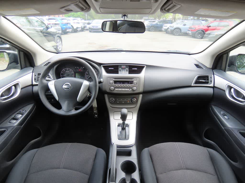 Thumbnail: 2014 Nissan Sentra - 17