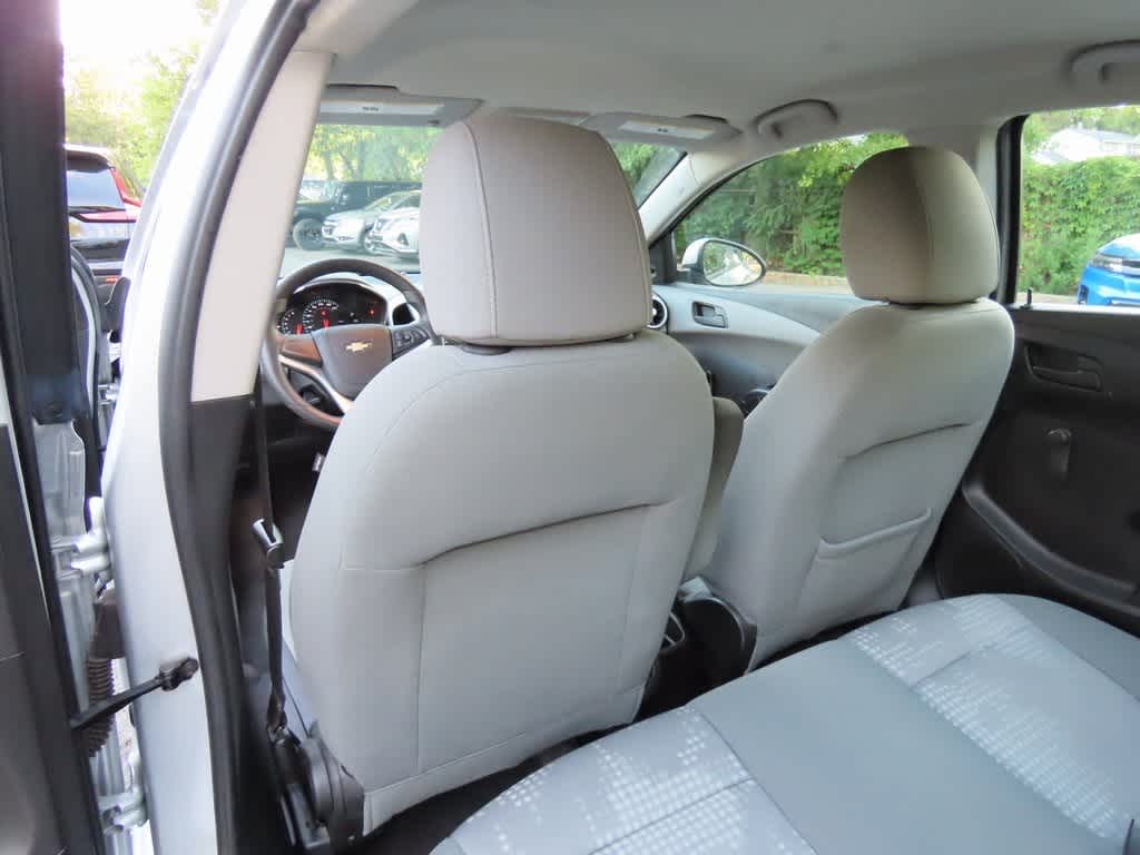 Thumbnail: 2019 Chevrolet Sonic - 14