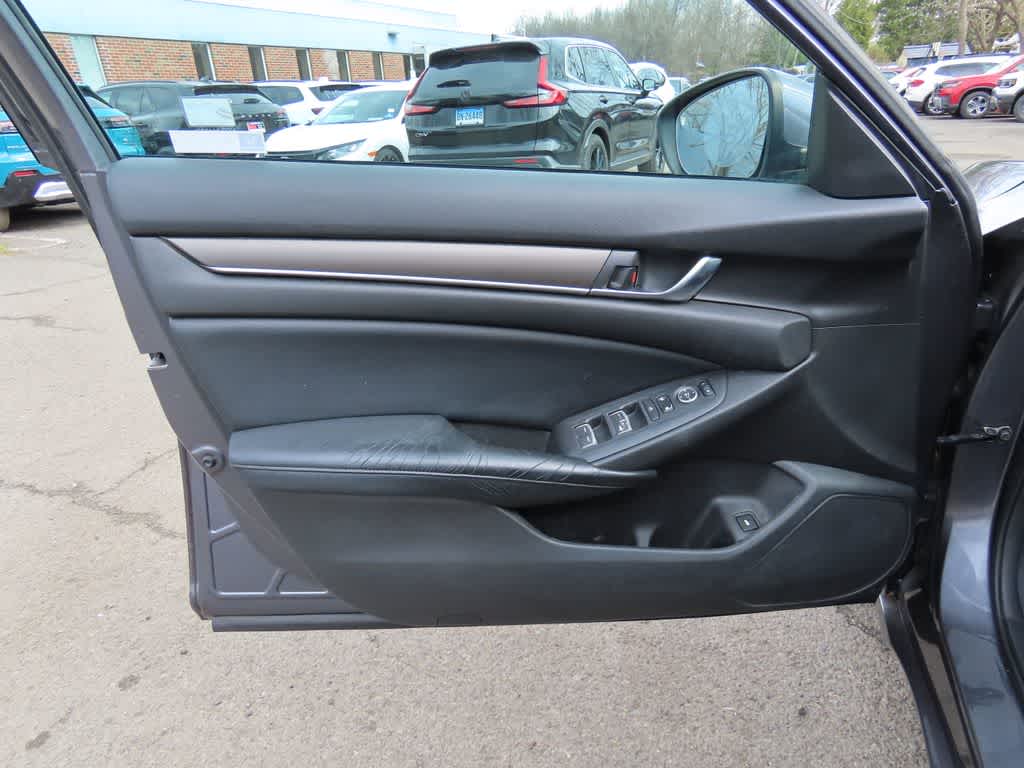 Thumbnail: 2018 Honda Accord - 15