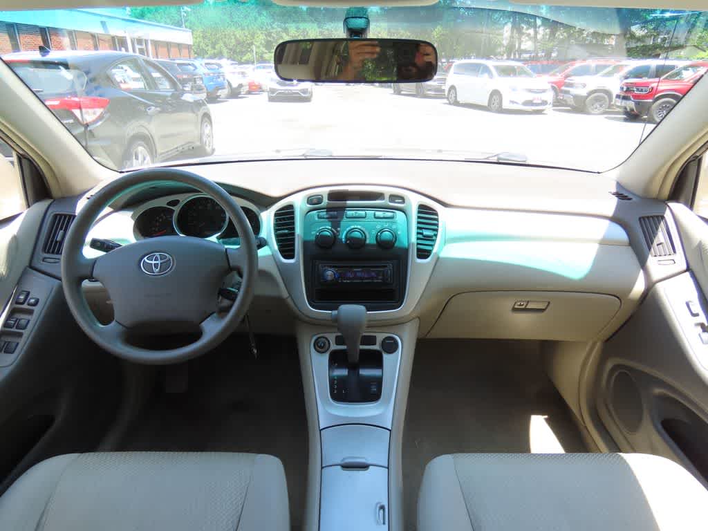 Thumbnail: 2004 Toyota Highlander - 19