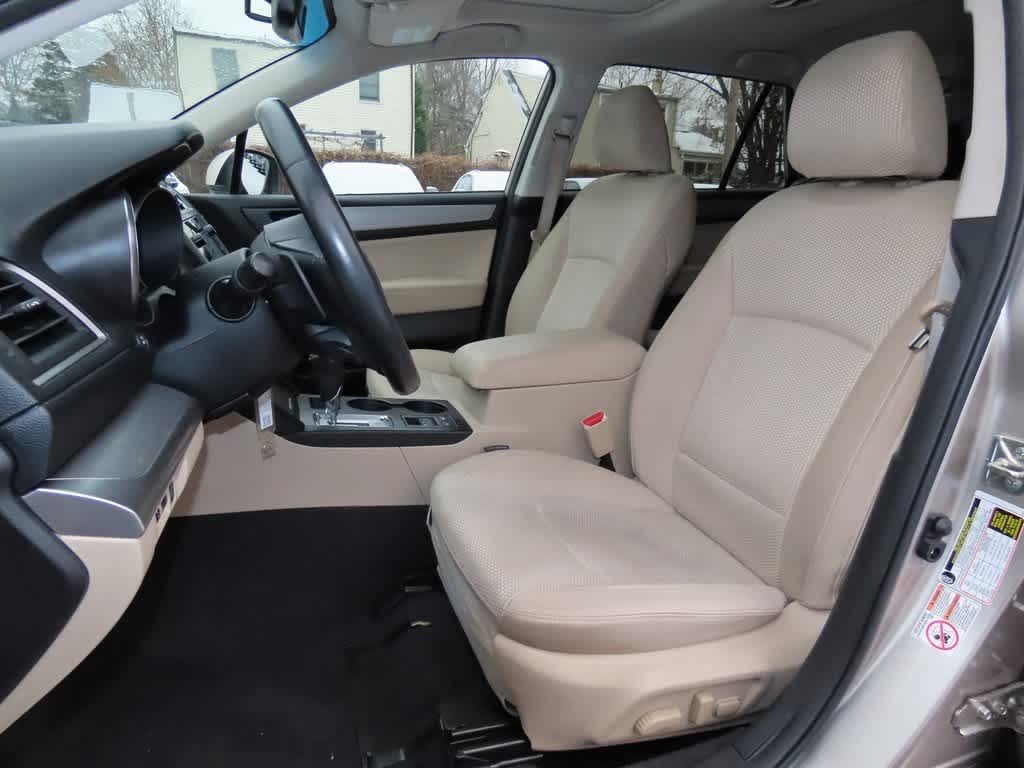 Thumbnail: 2016 Subaru Outback - 12