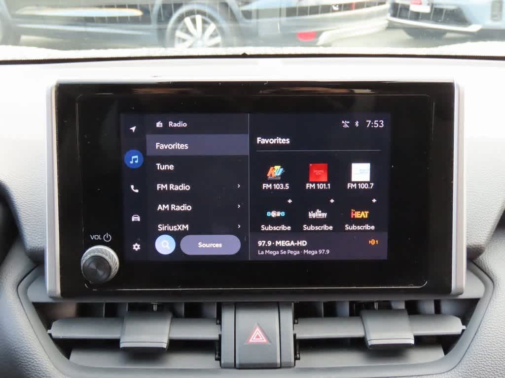 Thumbnail: 2023 Toyota RAV4 - 20