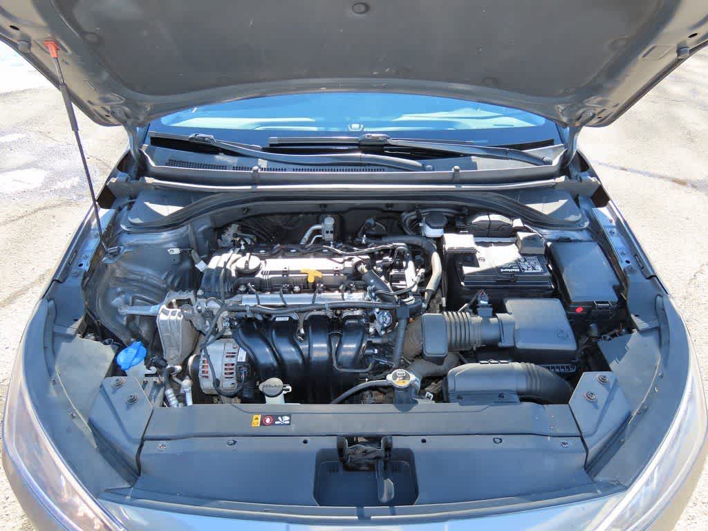 Thumbnail: 2020 Hyundai Elantra - 9