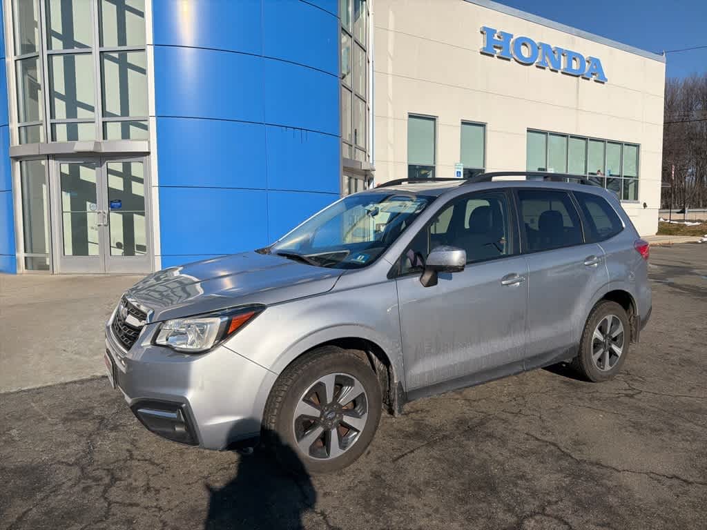 Thumbnail: 2017 Subaru Forester - 3