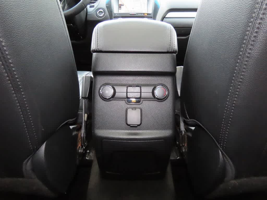 Thumbnail: 2016 Ford Explorer - 24