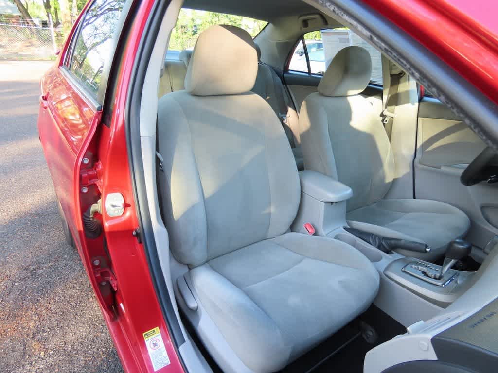 2011 Toyota Corolla LE 15