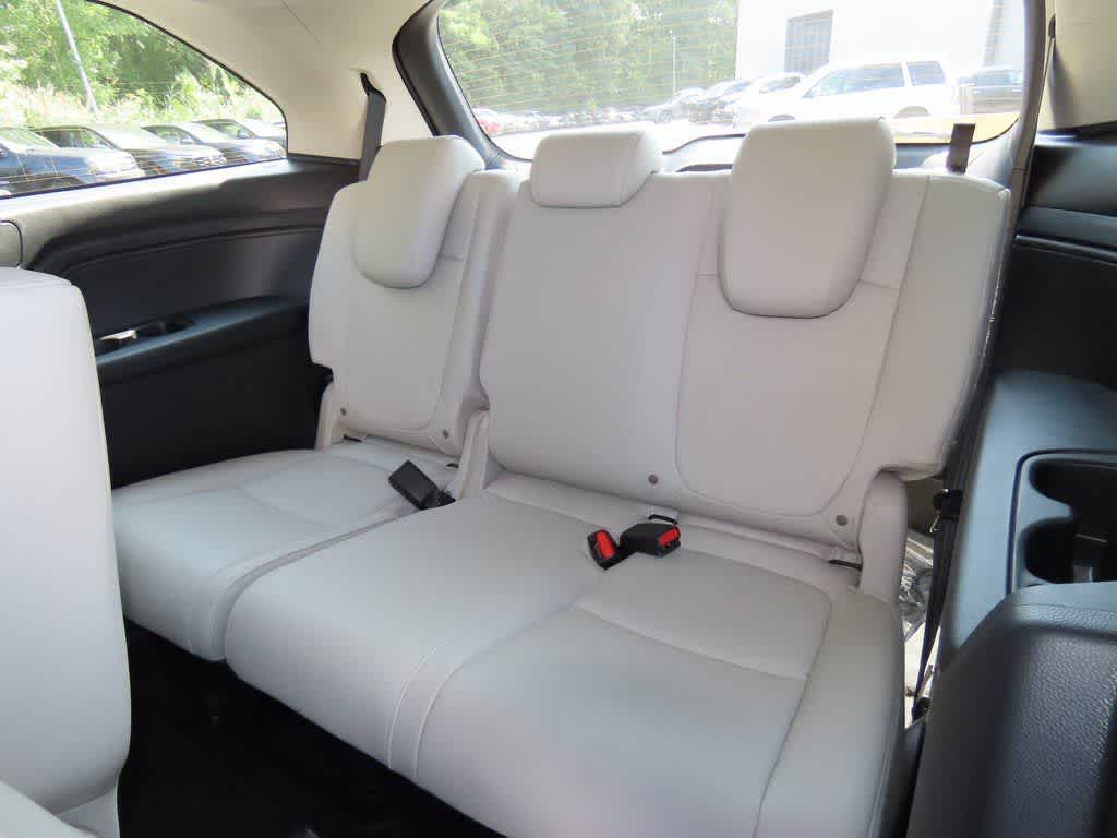 Thumbnail: 2026 Honda Odyssey - 14
